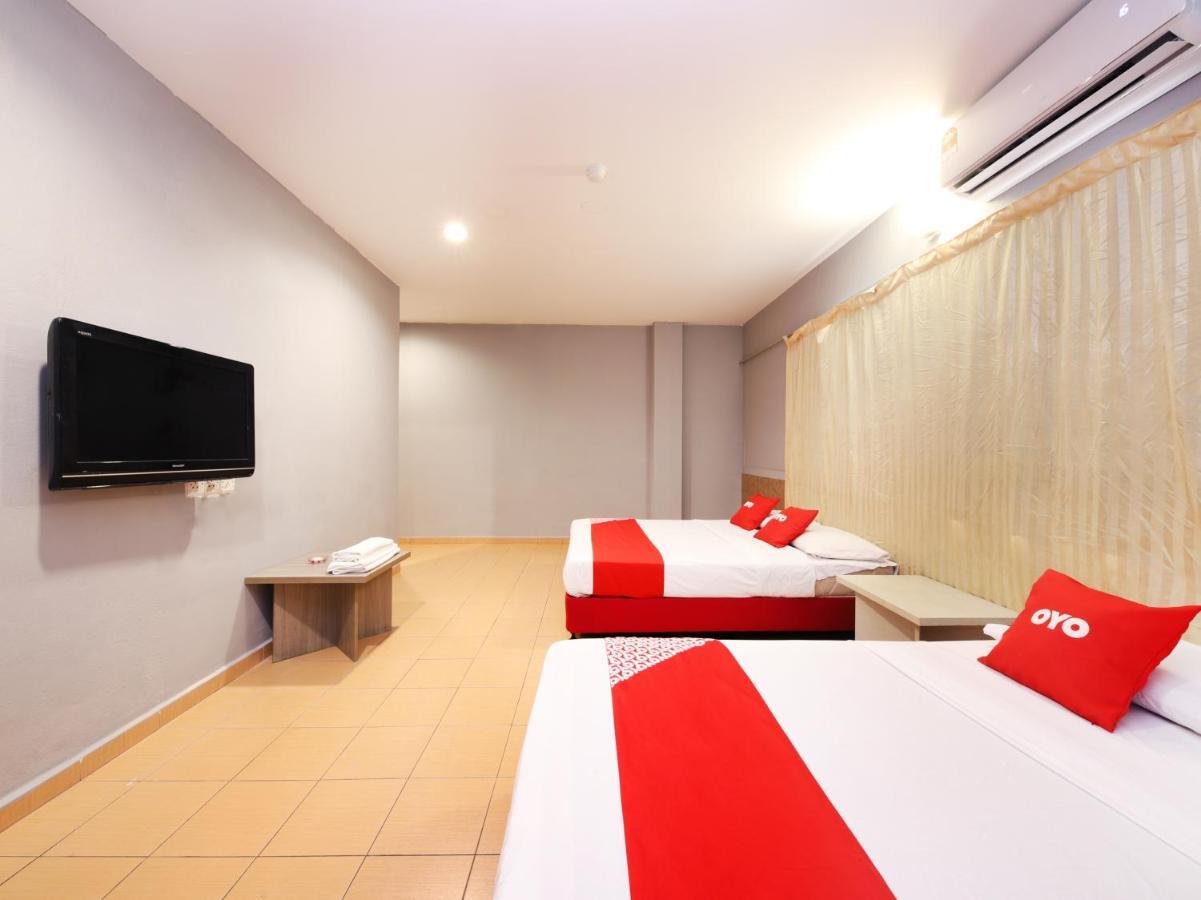 Oyo 89676 Hotel 22 Σερεμπάν Εξωτερικό φωτογραφία