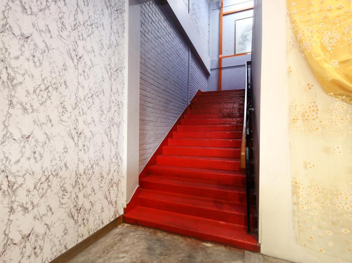 Oyo 89676 Hotel 22 Σερεμπάν Εξωτερικό φωτογραφία