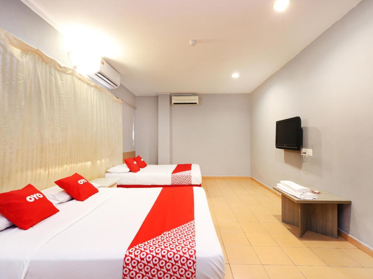 Oyo 89676 Hotel 22 Σερεμπάν Εξωτερικό φωτογραφία